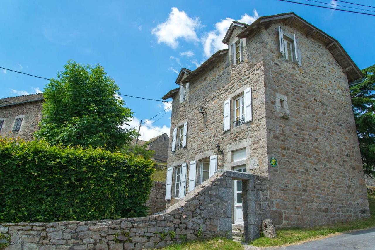 Village De De Sainte-lucie * Saint-Leger-de-Peyre